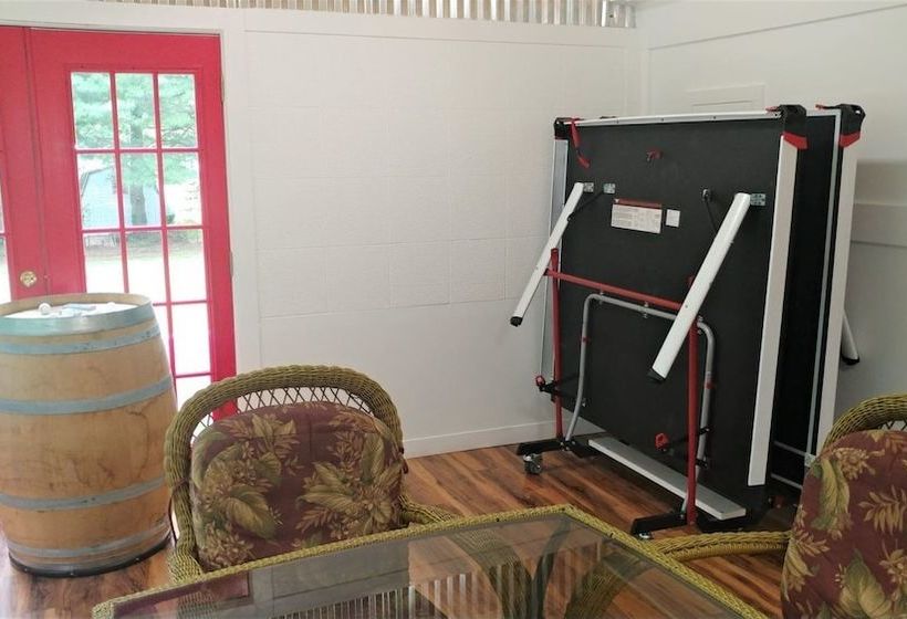 The Jive  Christophers_riverside_cabin