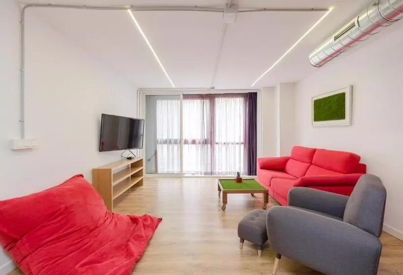 Tomate Rooms