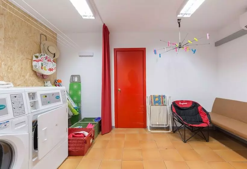 Tomate Rooms