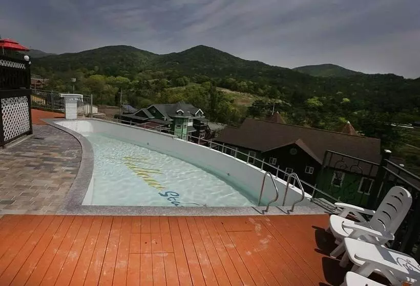 Yellowstar Pension
