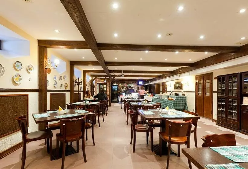 בית מלון כפרי Arbat Nord