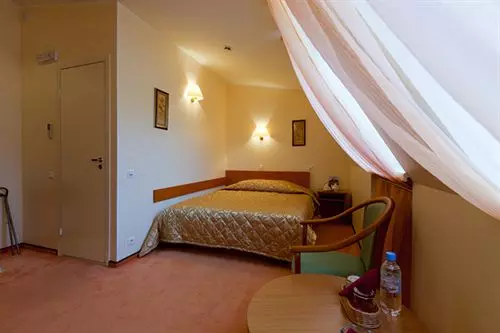 בית מלון כפרי Arbat Nord