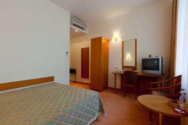 בית מלון כפרי Arbat Nord