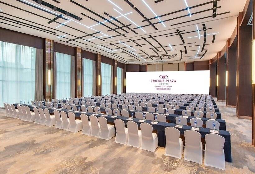 Crowne Plaza Zhuhai City Center, An Ihg Hotel   Offers Free One Way Shuttle To Chimelong Ocean Kingd