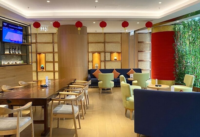 Crowne Plaza Zhuhai City Center, An Ihg Hotel   Offers Free One Way Shuttle To Chimelong Ocean Kingd