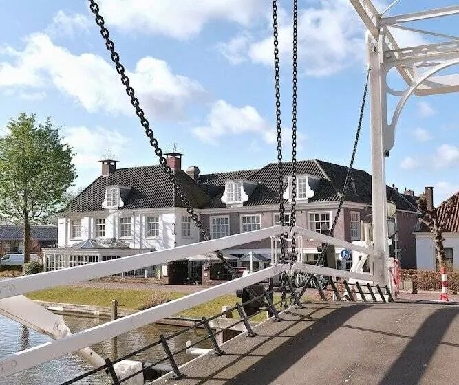 호텔 De Nederlanden, Restaurant & Boutique