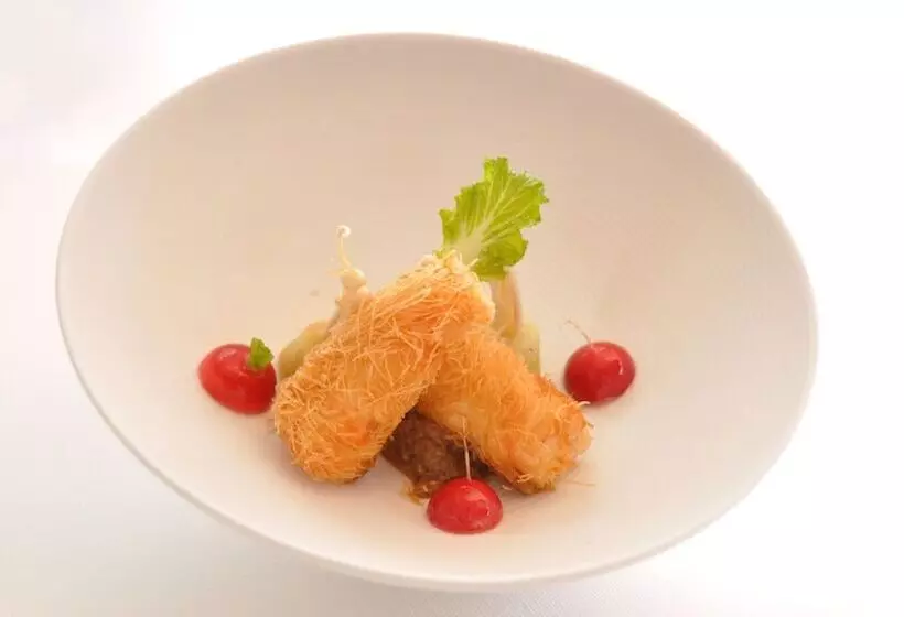 호텔 De Nederlanden, Restaurant & Boutique