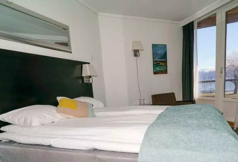 ホテル Hardangerfjord