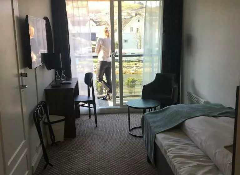 ホテル Hardangerfjord