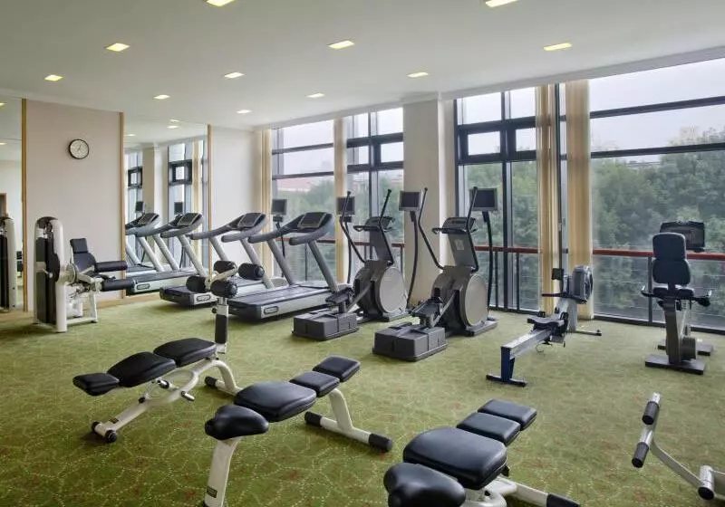 هتل Holiday Inn Temple Of Heaven Beijing, An Ihg