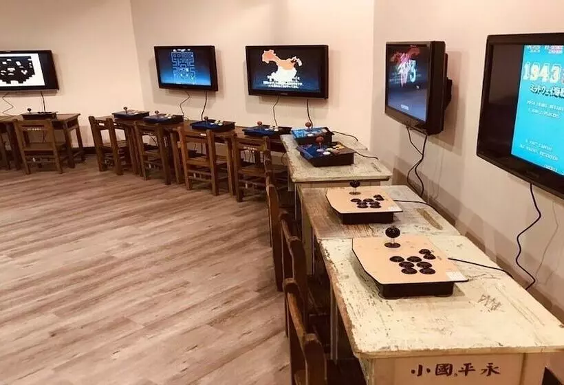 هتل Howard Lake Resort Shihmen Dam