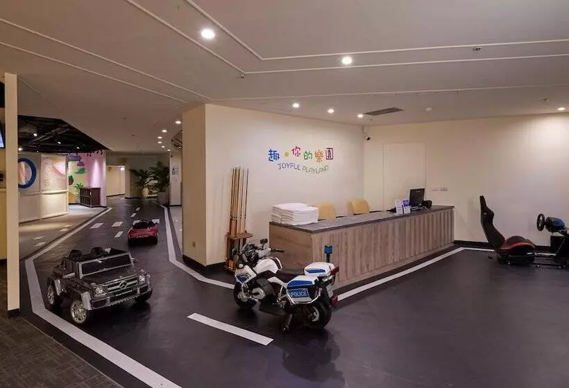 هتل Howard Lake Resort Shihmen Dam