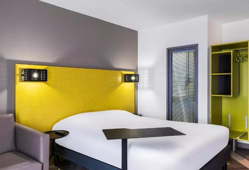 호텔 Ibis Styles Nice Centre Port