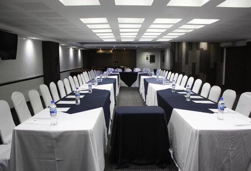 Laila Hotel Cdmx Reforma