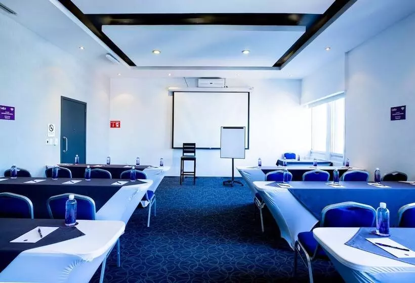 Laila Hotel Cdmx Reforma