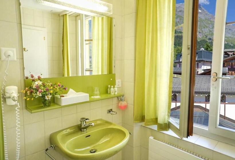 Thermal Hotels & Walliser Alpentherme Leukerbad