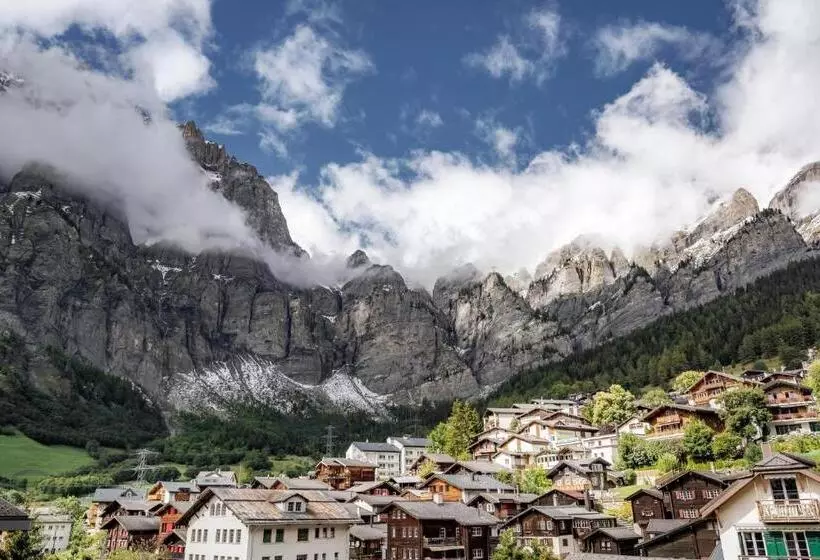 Thermal Hotels & Walliser Alpentherme Leukerbad