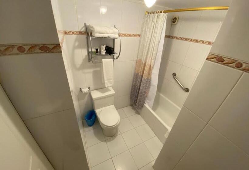 Hotel Volcano Baños