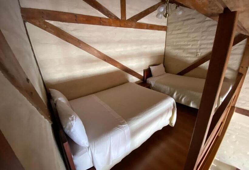 Hotel Volcano Baños