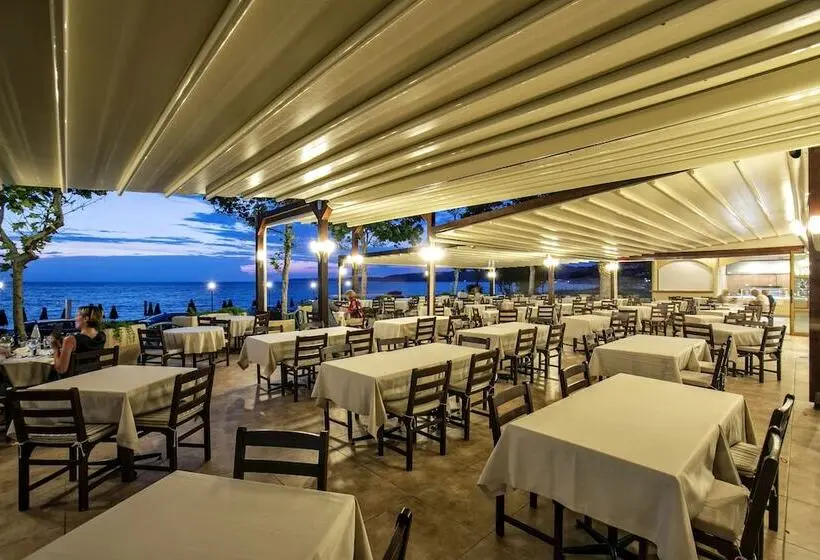 Possidi Holidays Resort & Suite