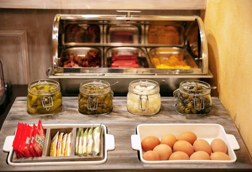 Apartments Hiša Pod Gradom