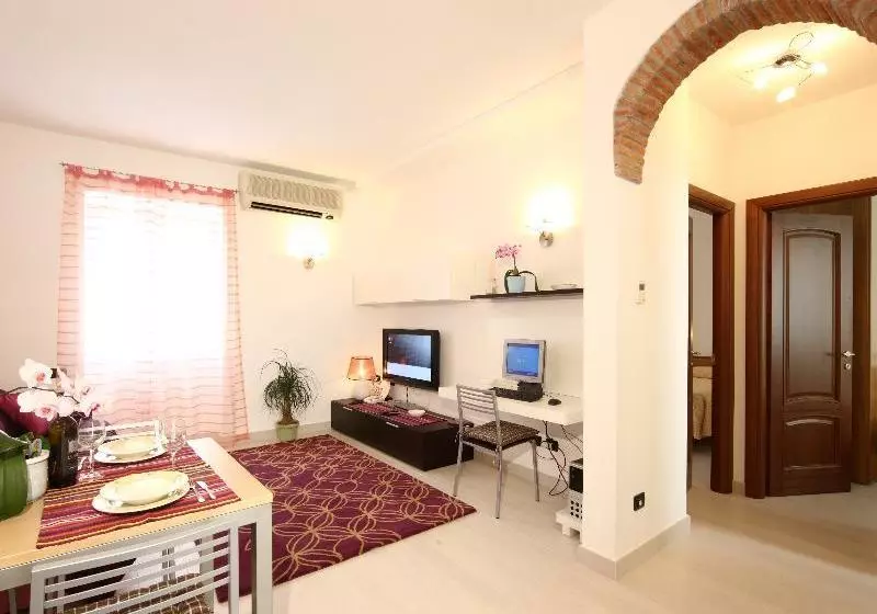 Hotelli Appartamenti In Piazzetta