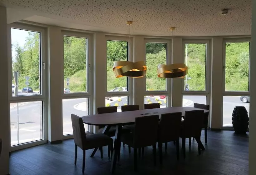 Hotelli In2 The Boardinghouse