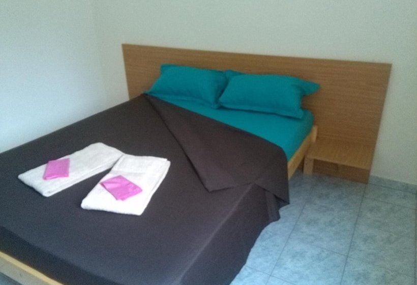 هتل Pensão Da Mex Tarrafal