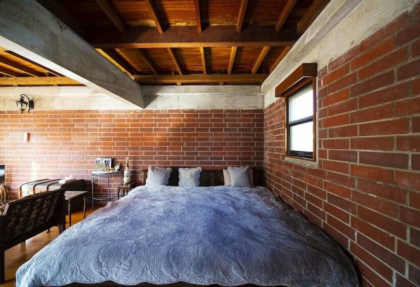 Okinawa Starry Forest Cottage