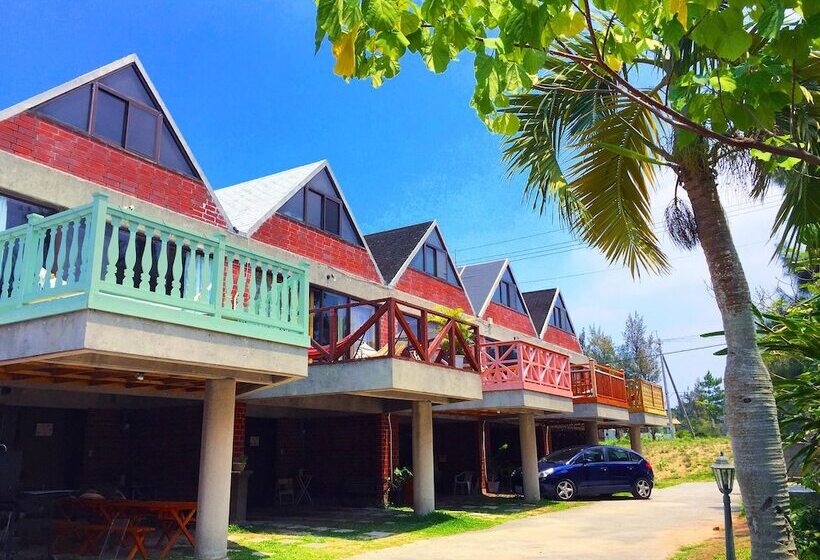 Okinawa Starry Forest Cottage