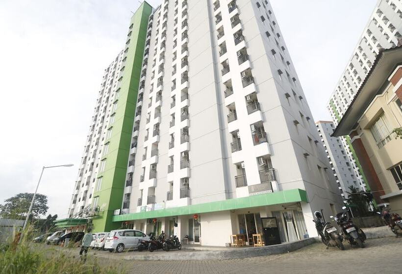 Pensjonat Redliving Apartemen Green Lake View Ciputat Mpo Yani Rooms Tower E With Fast Wifi