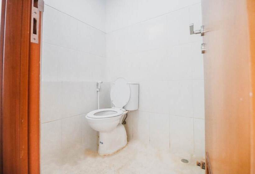 Pensjonat Redliving Apartemen Green Lake View Ciputat Mpo Yani Rooms Tower E With Fast Wifi