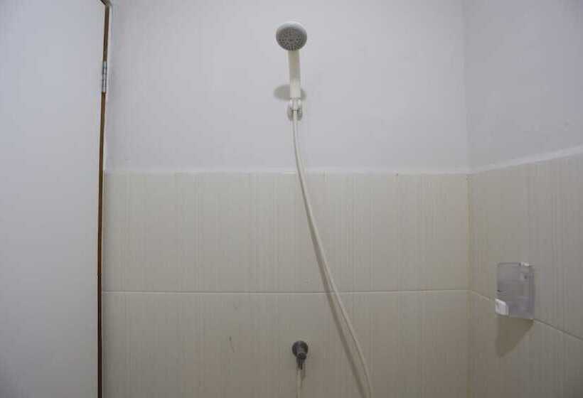 Pensjonat Redliving Apartemen Green Lake View Ciputat Mpo Yani Rooms Tower E With Fast Wifi