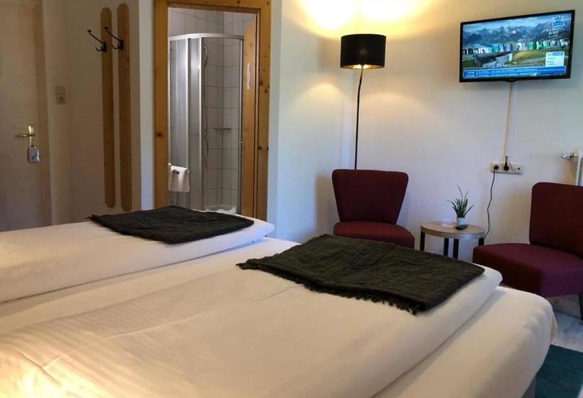 پانسیون Sonnberg Lodge