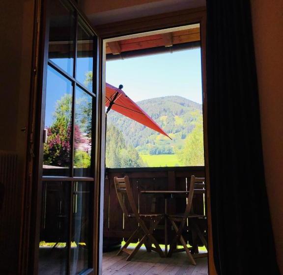 پانسیون Sonnberg Lodge