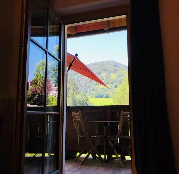 پانسیون Sonnberg Lodge