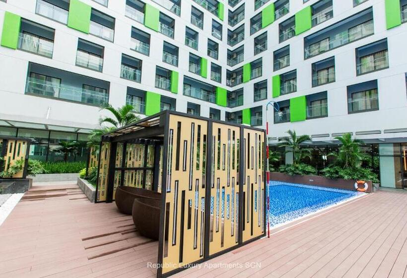 Republic Suites Ho Chi Minh City