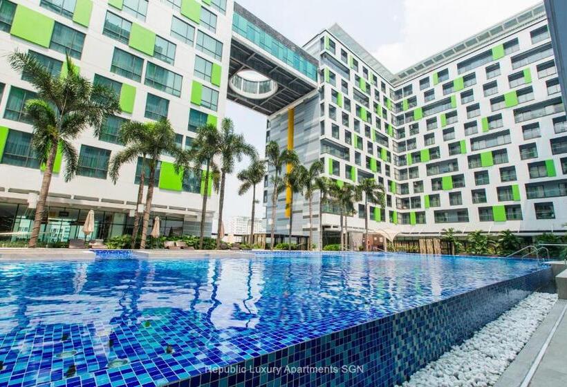 Republic Suites Ho Chi Minh City
