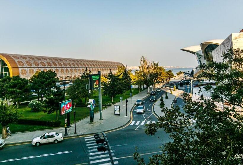 Baku Deniz Mall Family Hotel Apartment