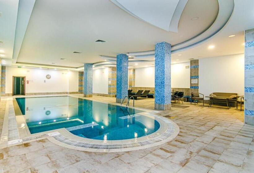 Baku Deniz Mall Family Hotel Apartment