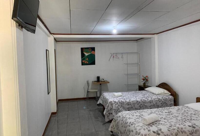 تختخواب و صبحانه Globi Lodge #2