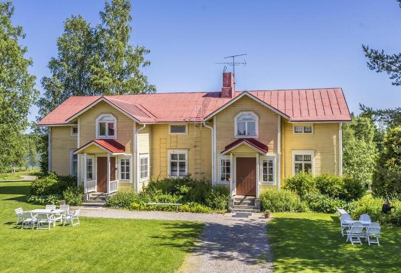 تختخواب و صبحانه Hyvölän Talo