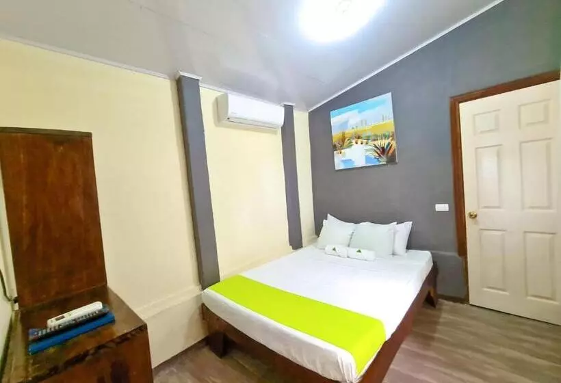 Hotelli Cabinas Coco Alegre