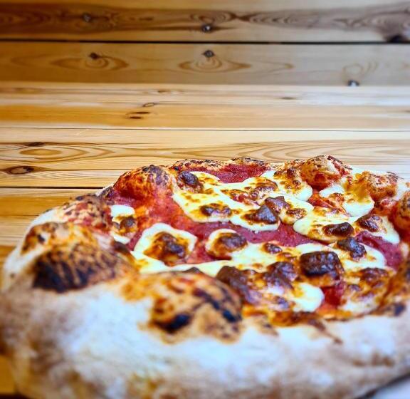 ホテル The Albert