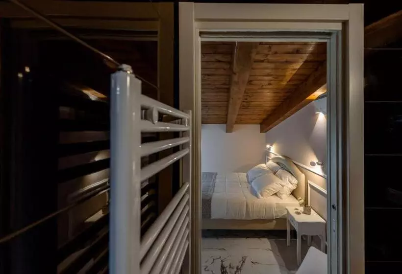 Marie Claire Apartments & Spa