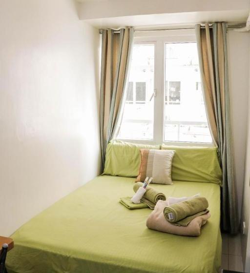 Oyo 433 Pbyy At Green Residences Condotel