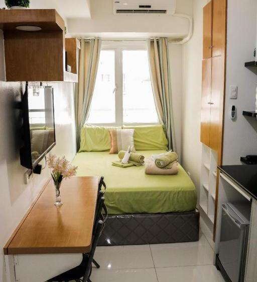 Oyo 433 Pbyy At Green Residences Condotel