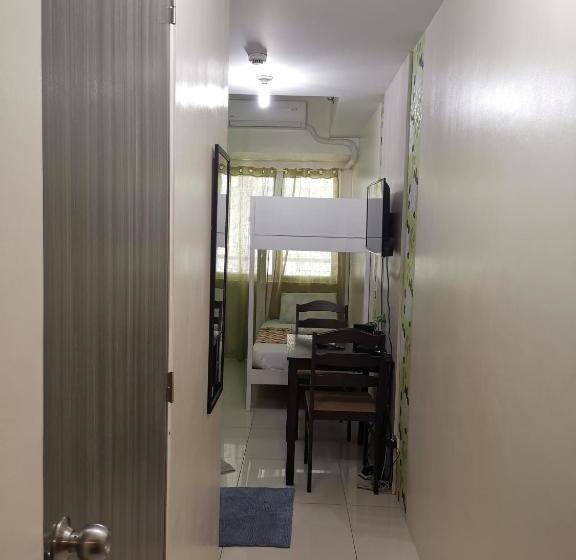 Oyo 433 Pbyy At Green Residences Condotel