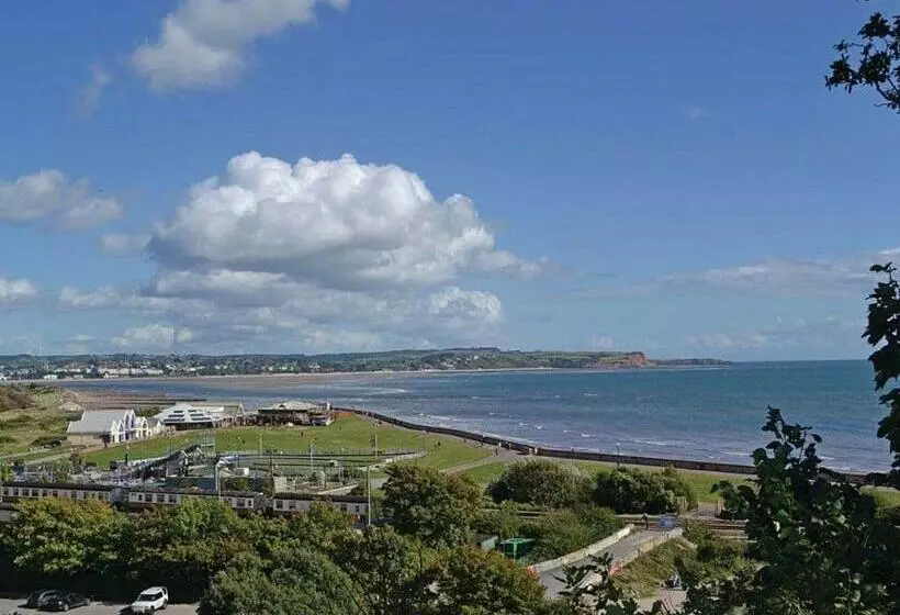 リゾートホテル Oakcliff Cottages