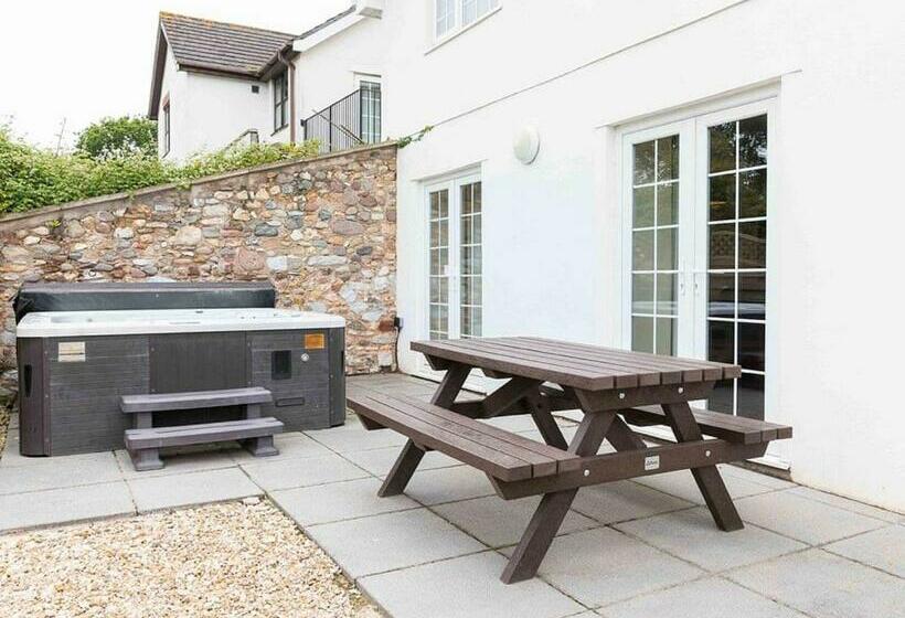 渡假胜地  Oakcliff Cottages